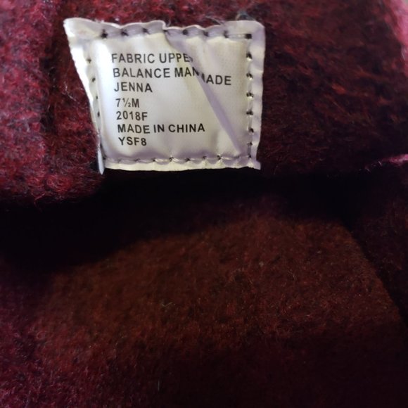 Earth Origins Jenna Felt Slip-on Clogs with strap detail, size 7.5 - Picture 5 of 5